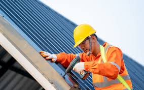 Best Roof Maintenance and Cleaning  in Mankato, MN